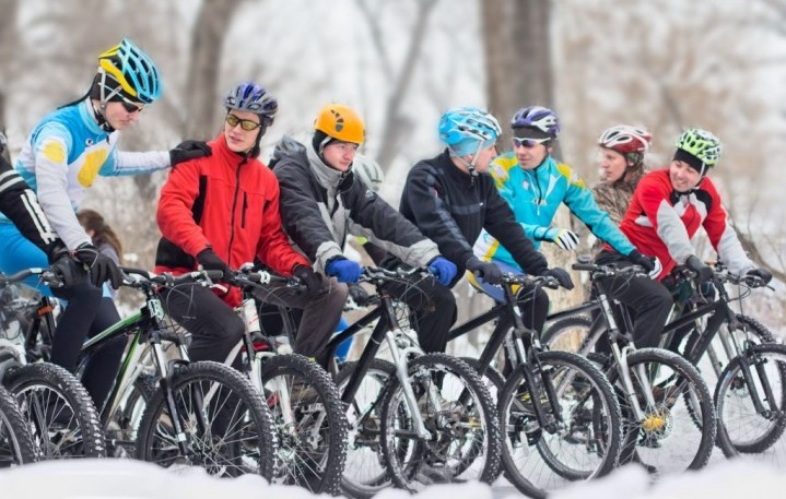 教你冬天騎單車如何正確選擇貼身內層衣物