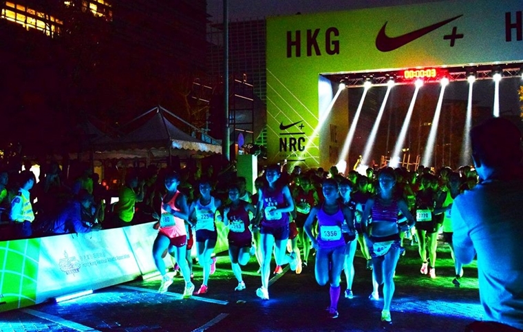 賽道照明不足，對沒夜跑經驗的跑手非常危險 （圖片來源：Fitz）